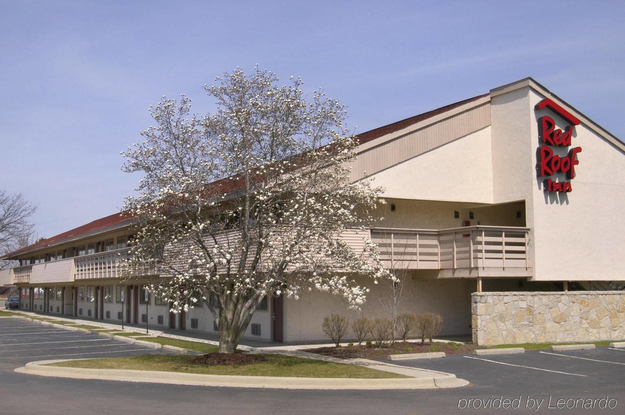 Red Roof Inn Detroit Metro Airport - Belleville Exterior photo